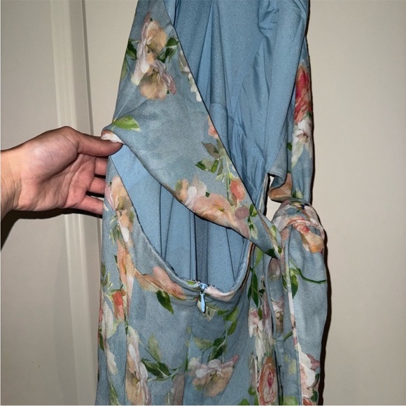Yumi Kim Spencer blue floral Maxi Dress size medium - Picture 8 of 12